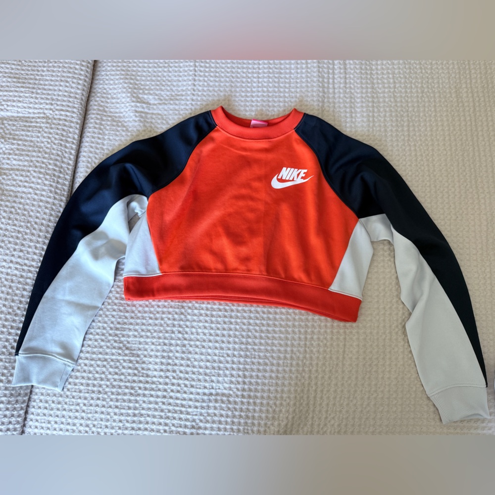 Nike Colorblock Sweatshirt